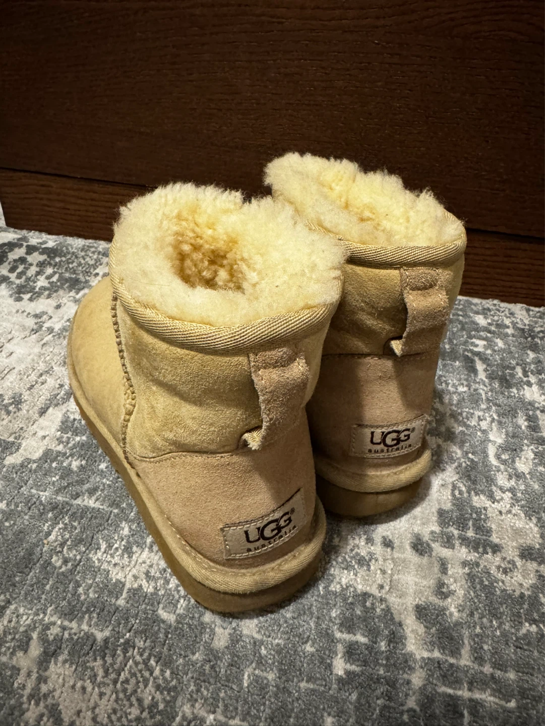 UGG Australia Classic Mini Boots Size 6 - photo 2