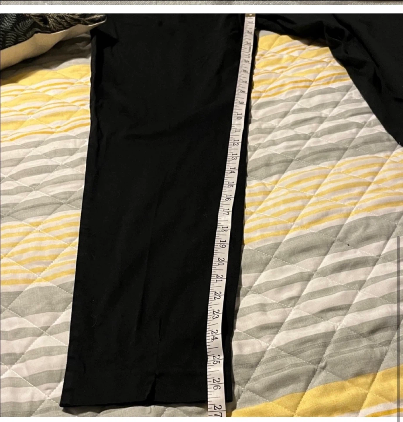Women’s H&M Black Pants - Size 10 - photo 4