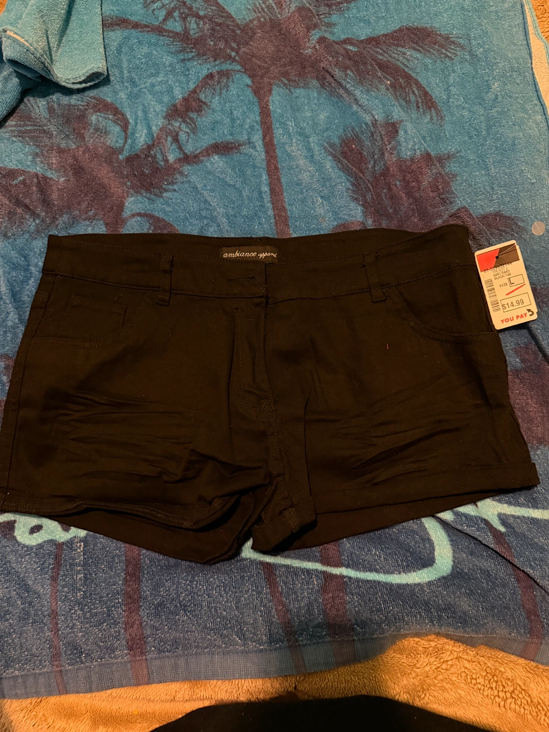 Ambiance Apparel Black Shorts Size L