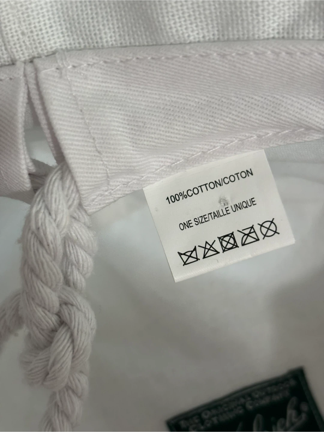 Women’s Woolrich White Cotton Bucket Hat - photo 5