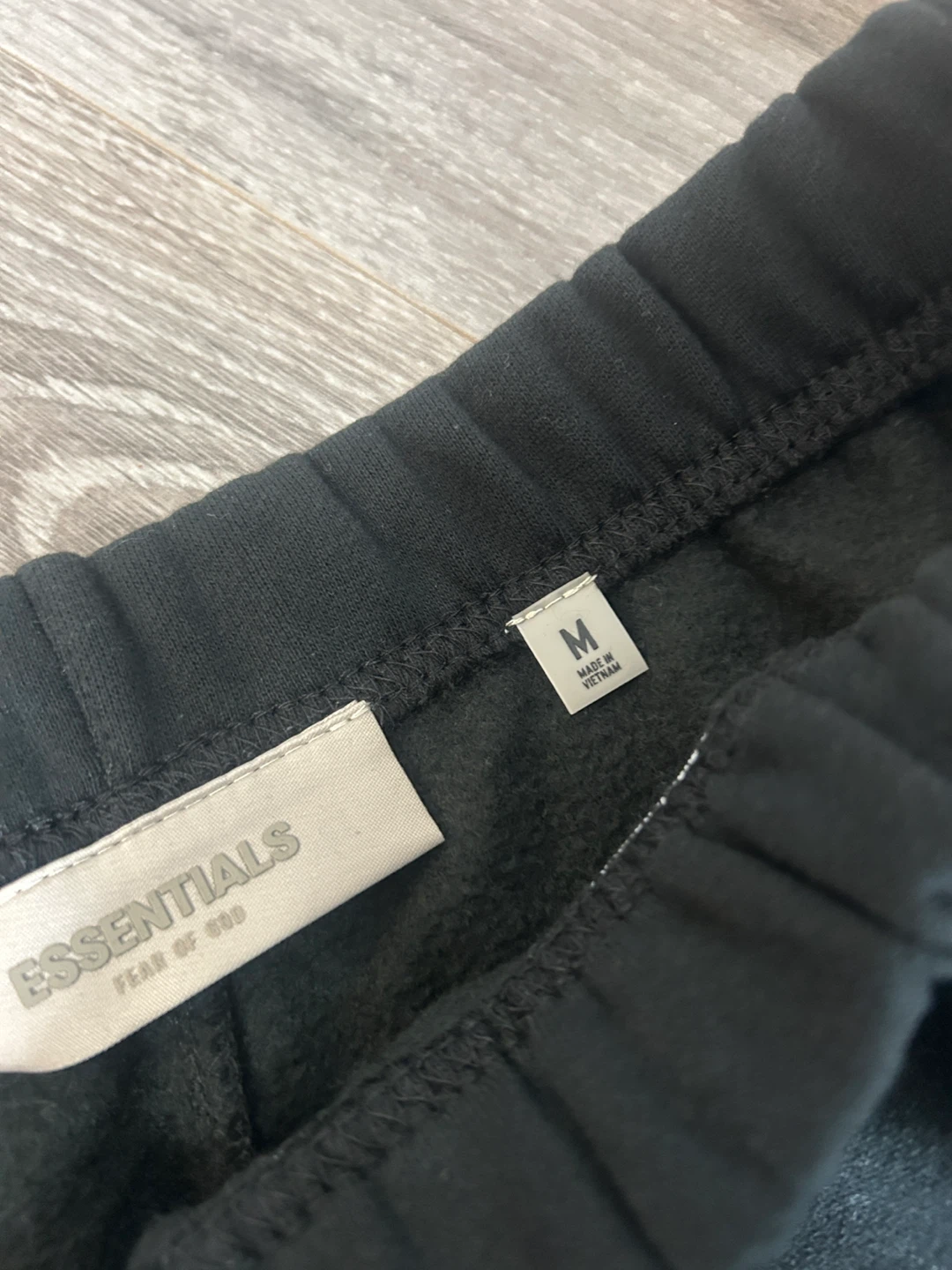 Fear of God Essentials Black Shorts Size M - photo 3