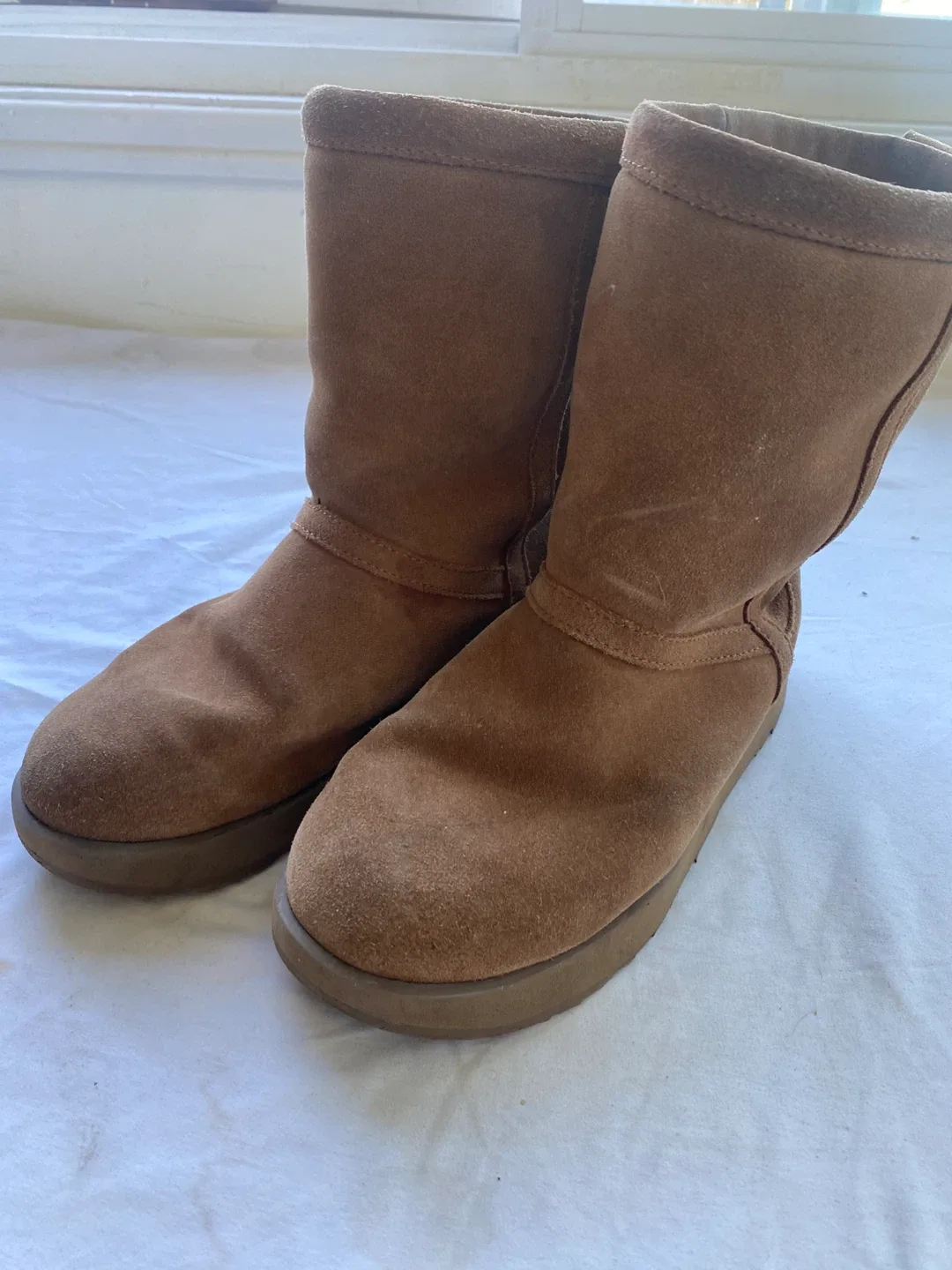 UGG Classic Short Boots - Size 7 Women's