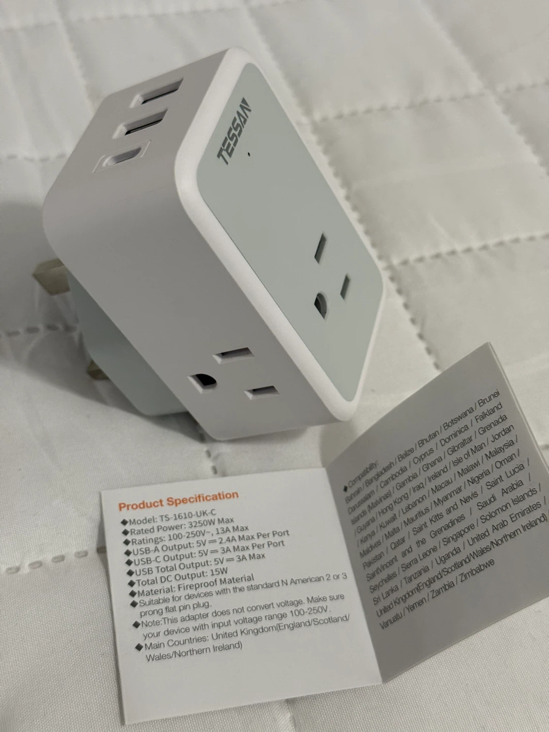 TESSAN UK Plug Adapter with 3 Outlets and 3 USB Ports - photo 5