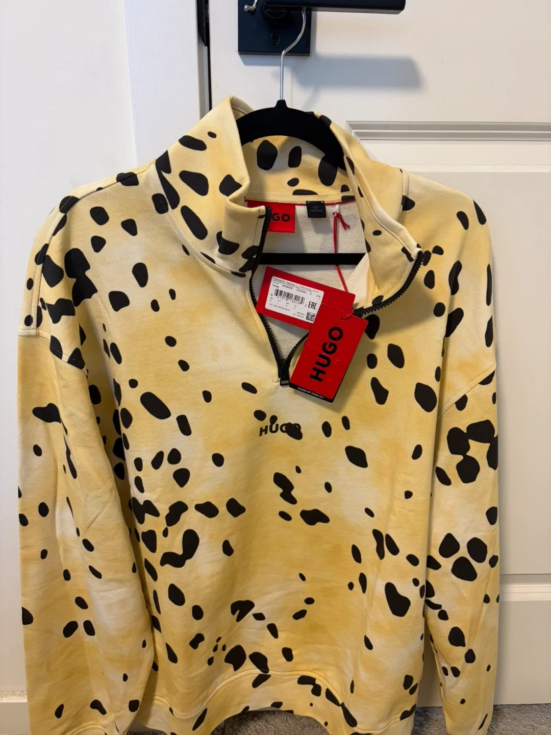 HUGO BOSS Dalmation Print 1/4 Zip Sweatshirt