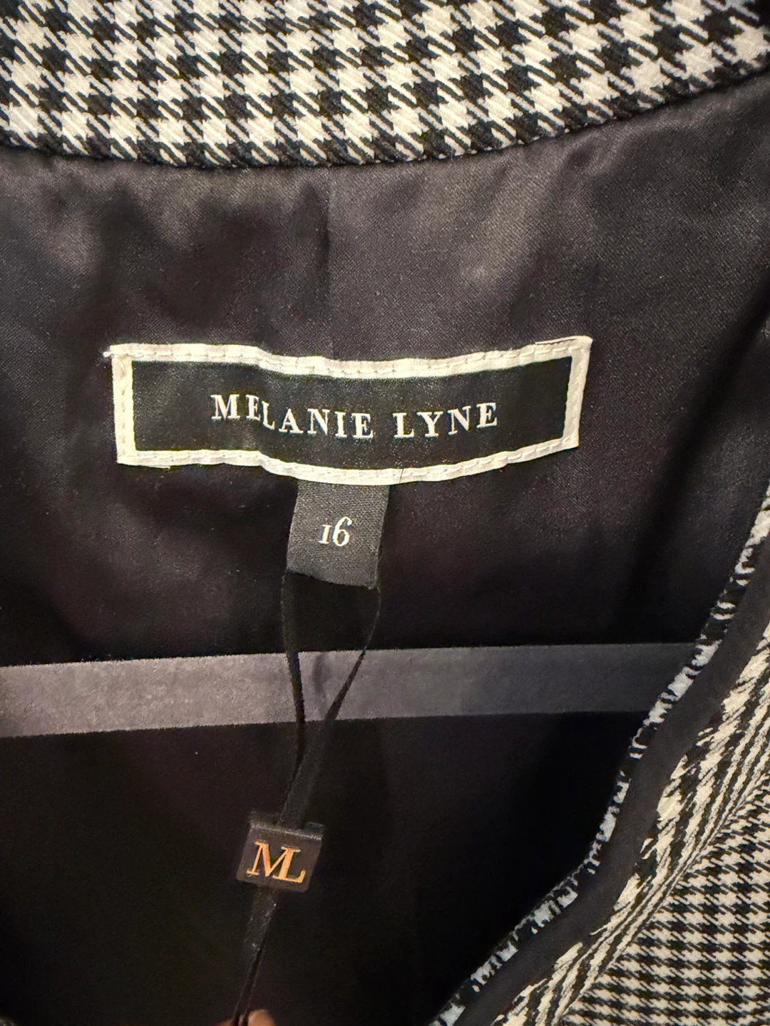 Melanie Lyne Black & White Houndstooth Blazer Size 16 - photo 2