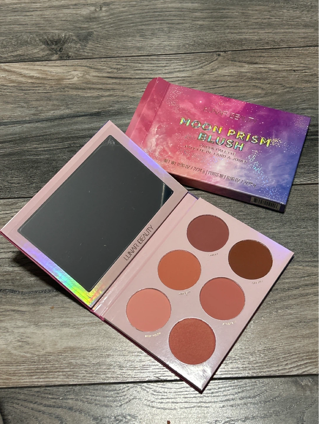 Lunar Beauty Moon Prism Blush Cheek Palette - photo 4