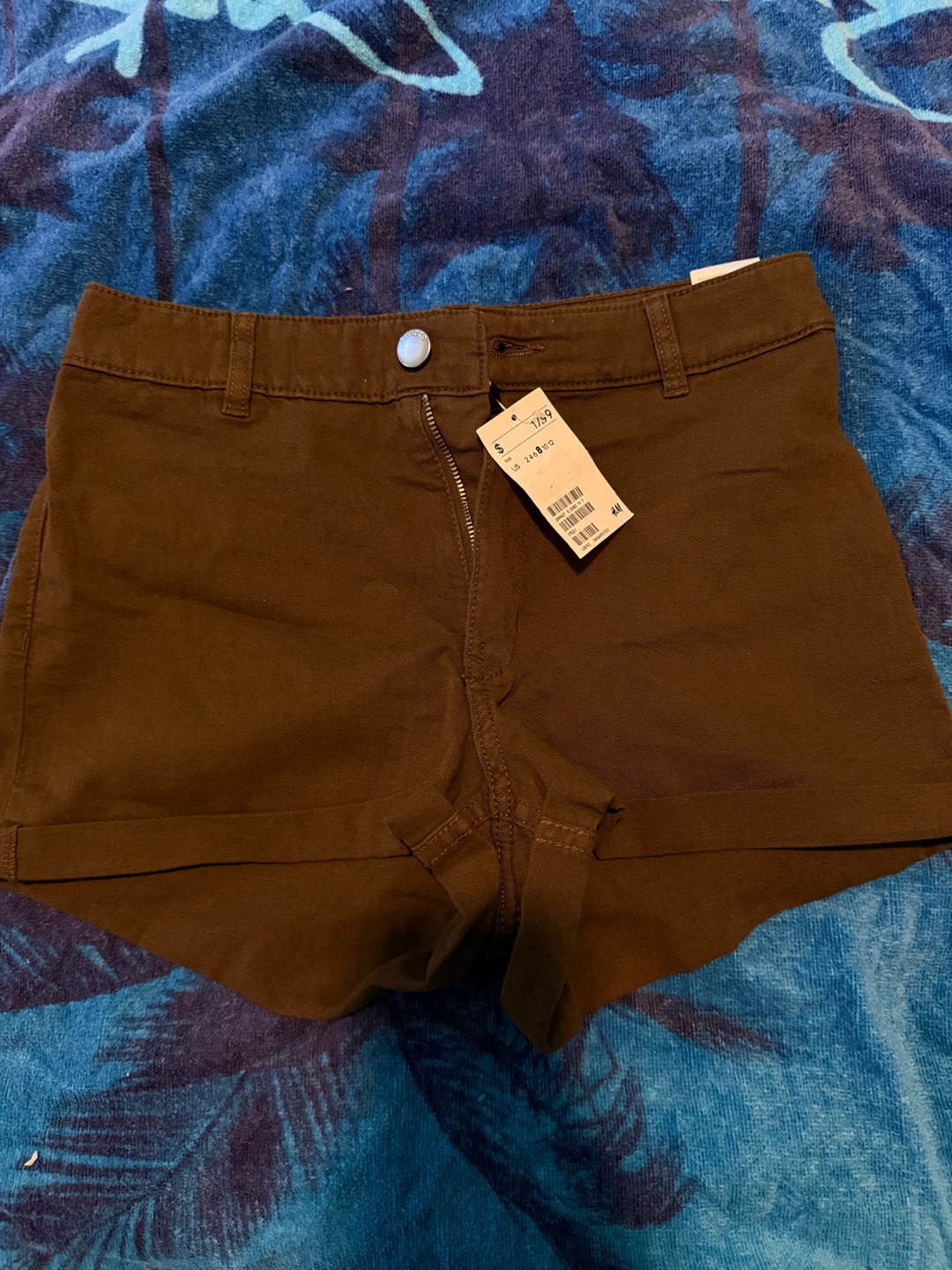 H&M Women's Brown Shorts Size 8