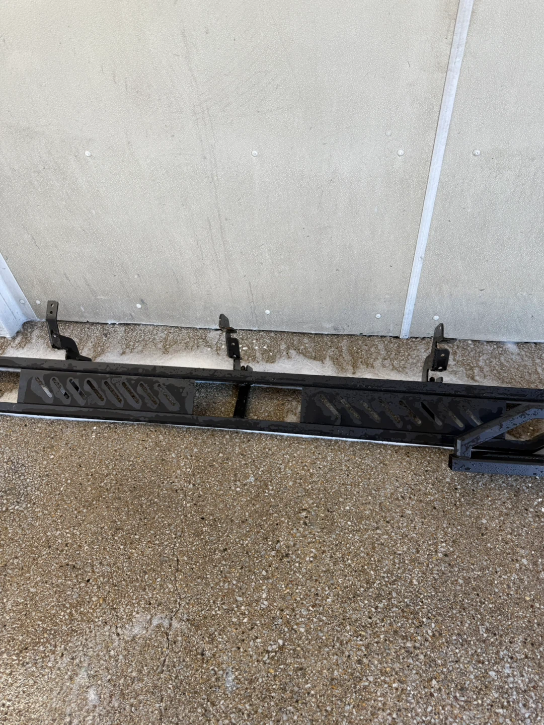 Steps for 2015-2025 Chevy Colorado/GMC Canyon Crew Cab - photo 5