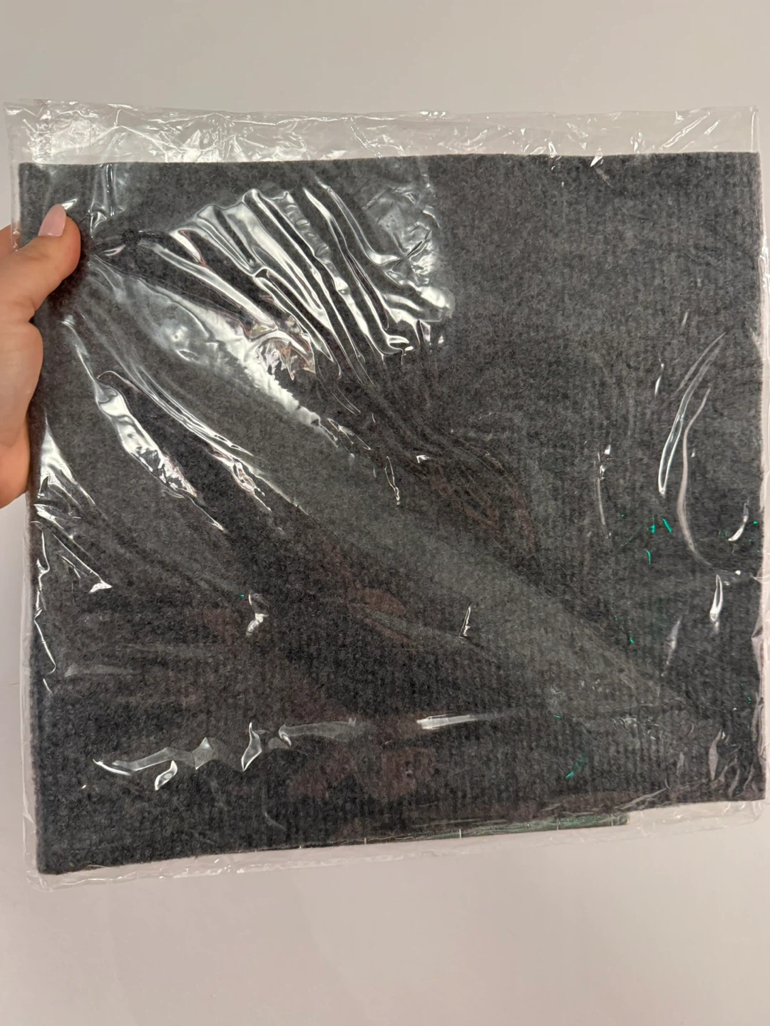 Cat scratching mat