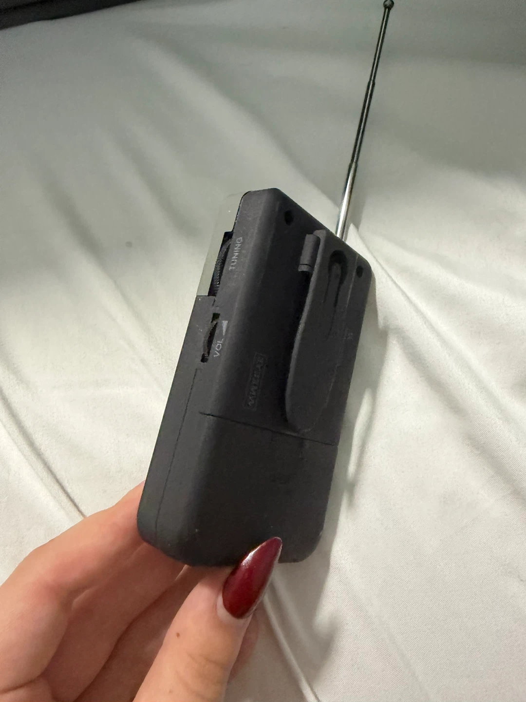 AM/FM Pocket Radio - photo 2