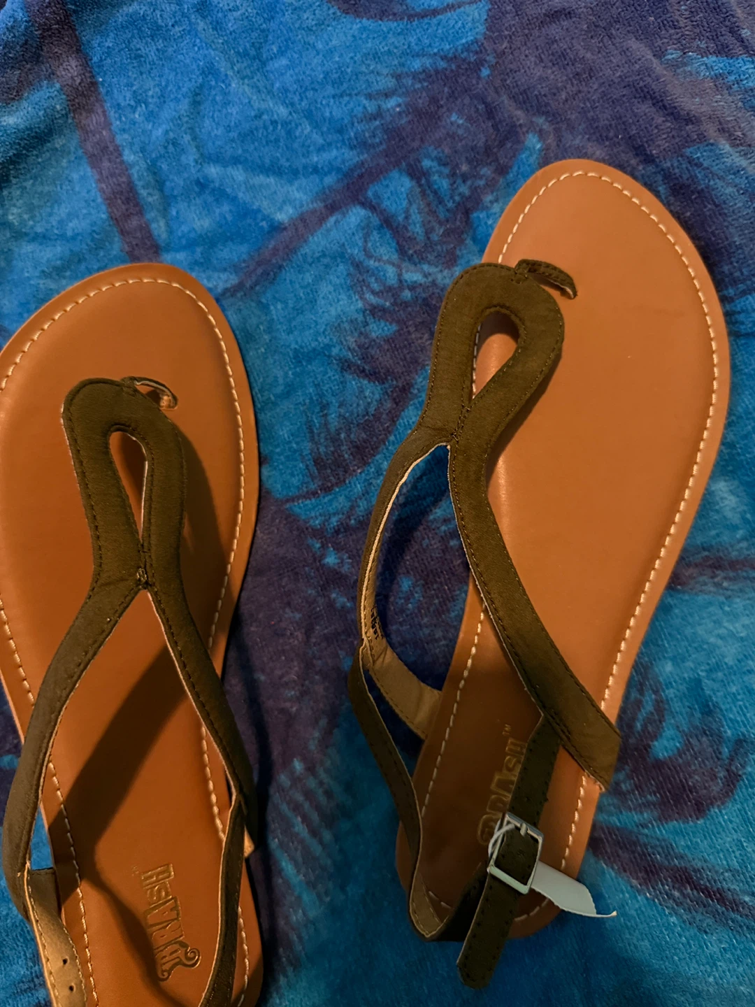 Splash Women's Thong Sandals Size 11