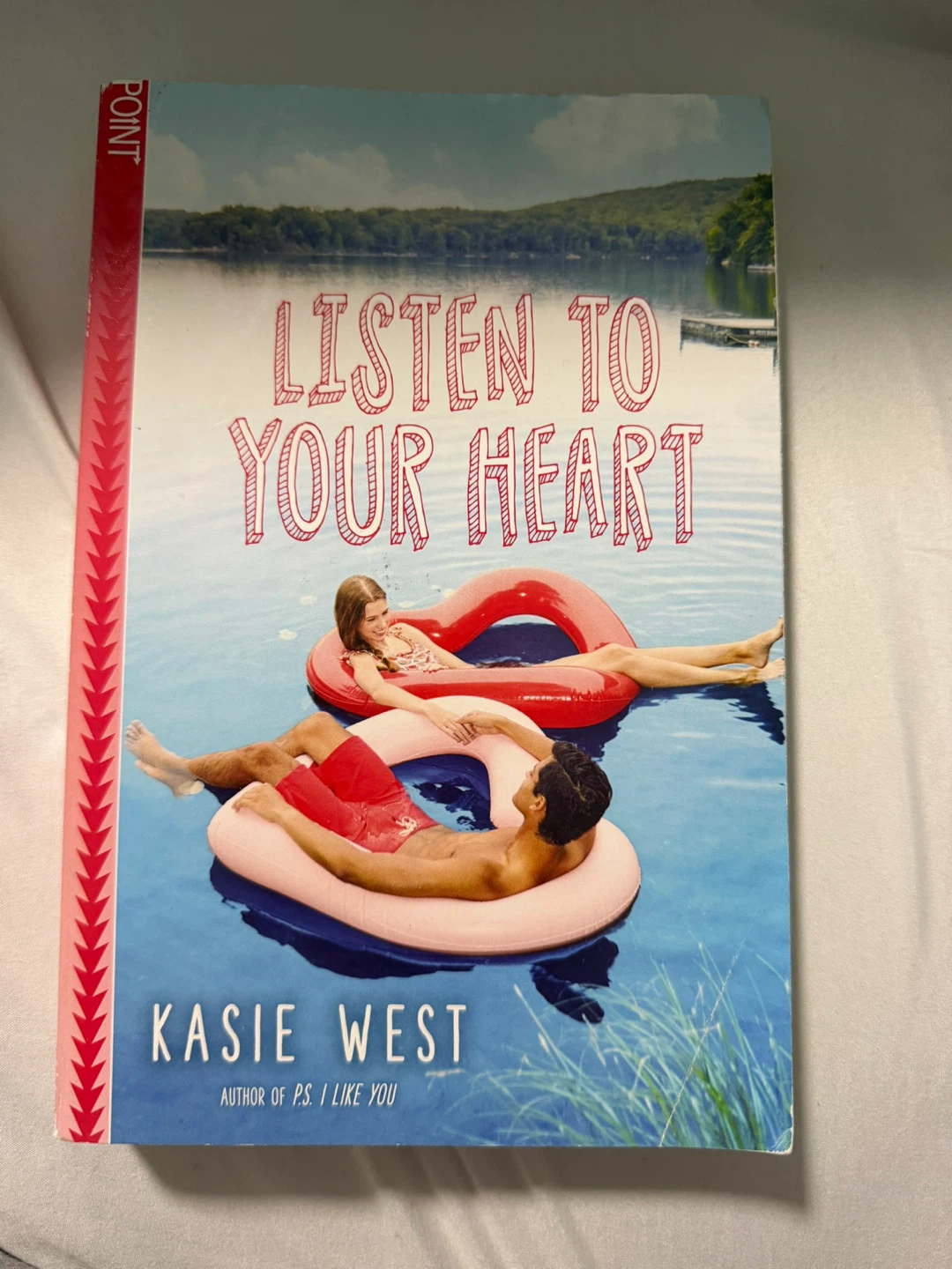 4 Great Reads — perfect for summer (romance + thriller + YA) - photo 4