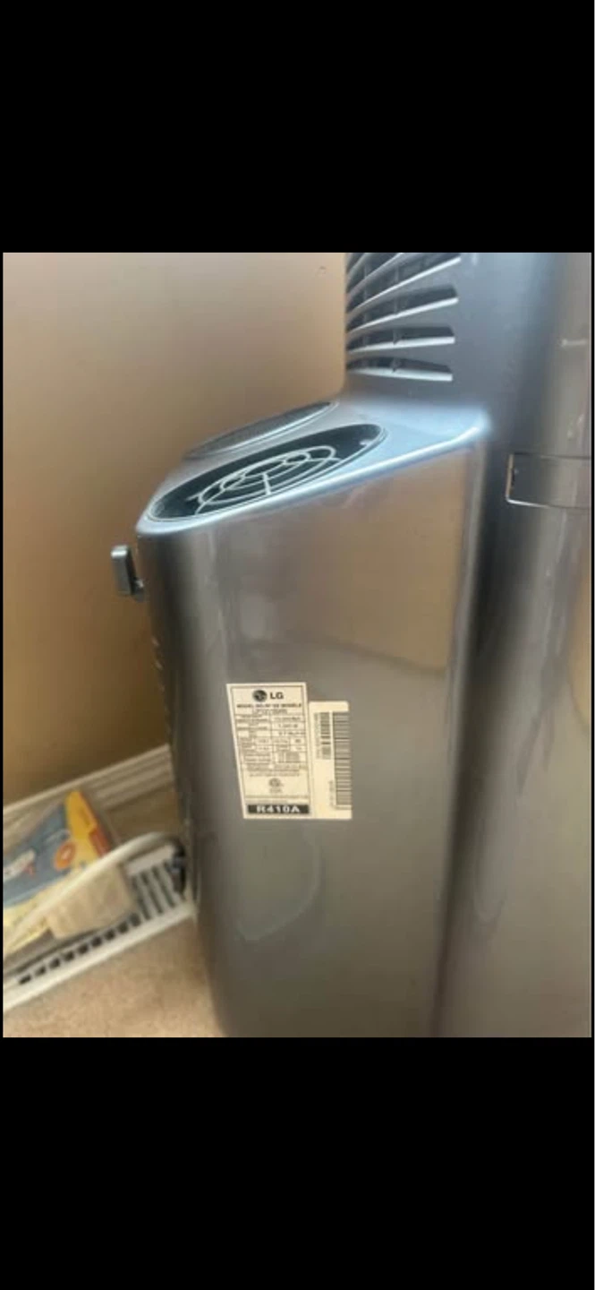 LG Portable Air Conditioner - photo 2