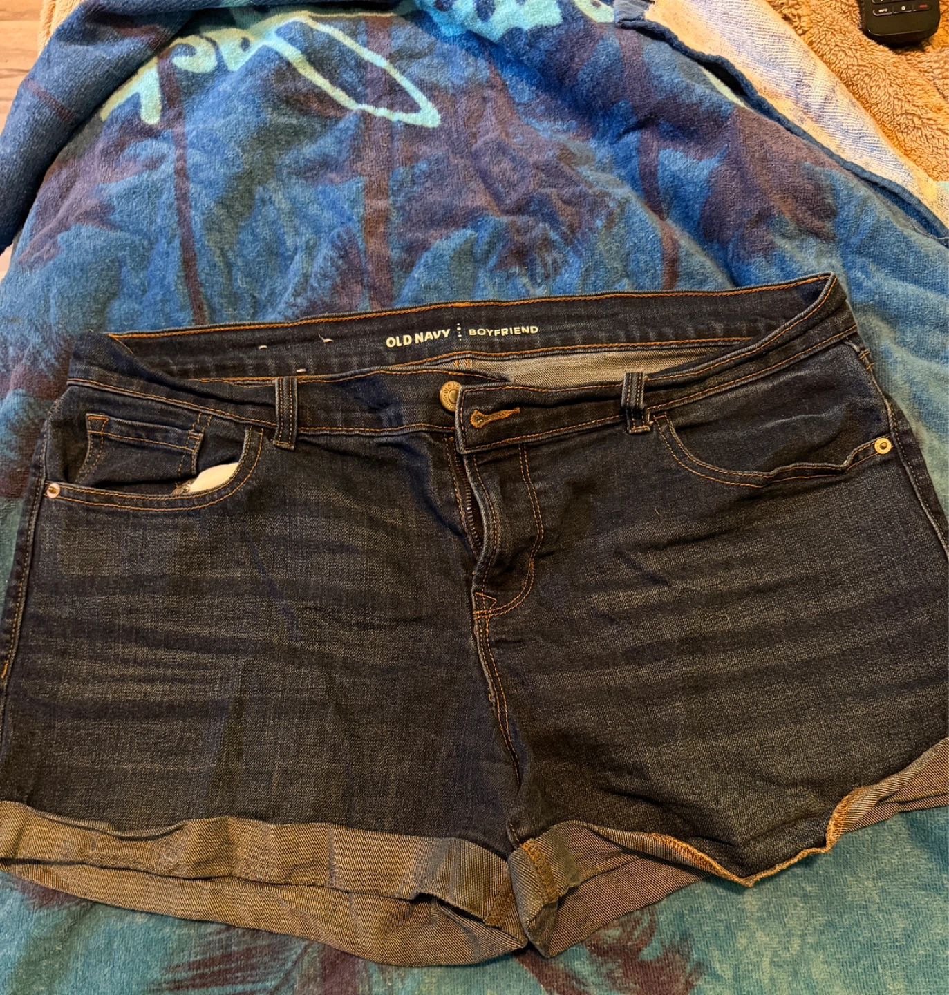 Old Navy Boyfriend Denim Shorts Women's Size 12