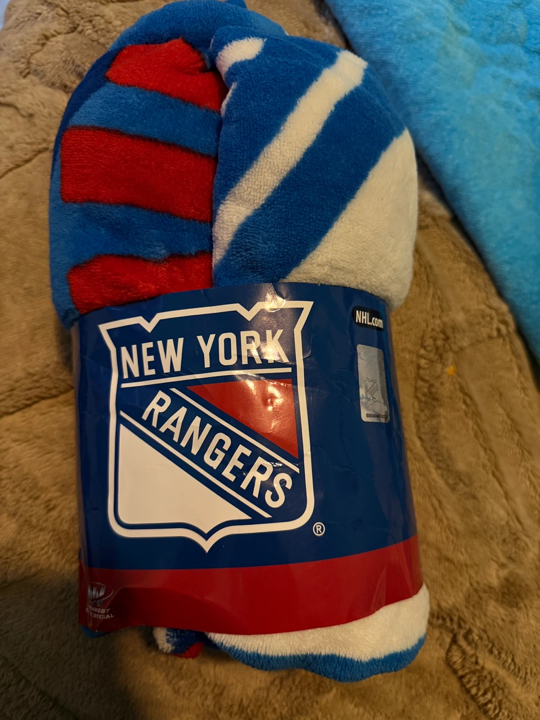 New York Rangers Super Plush Throw Blanket