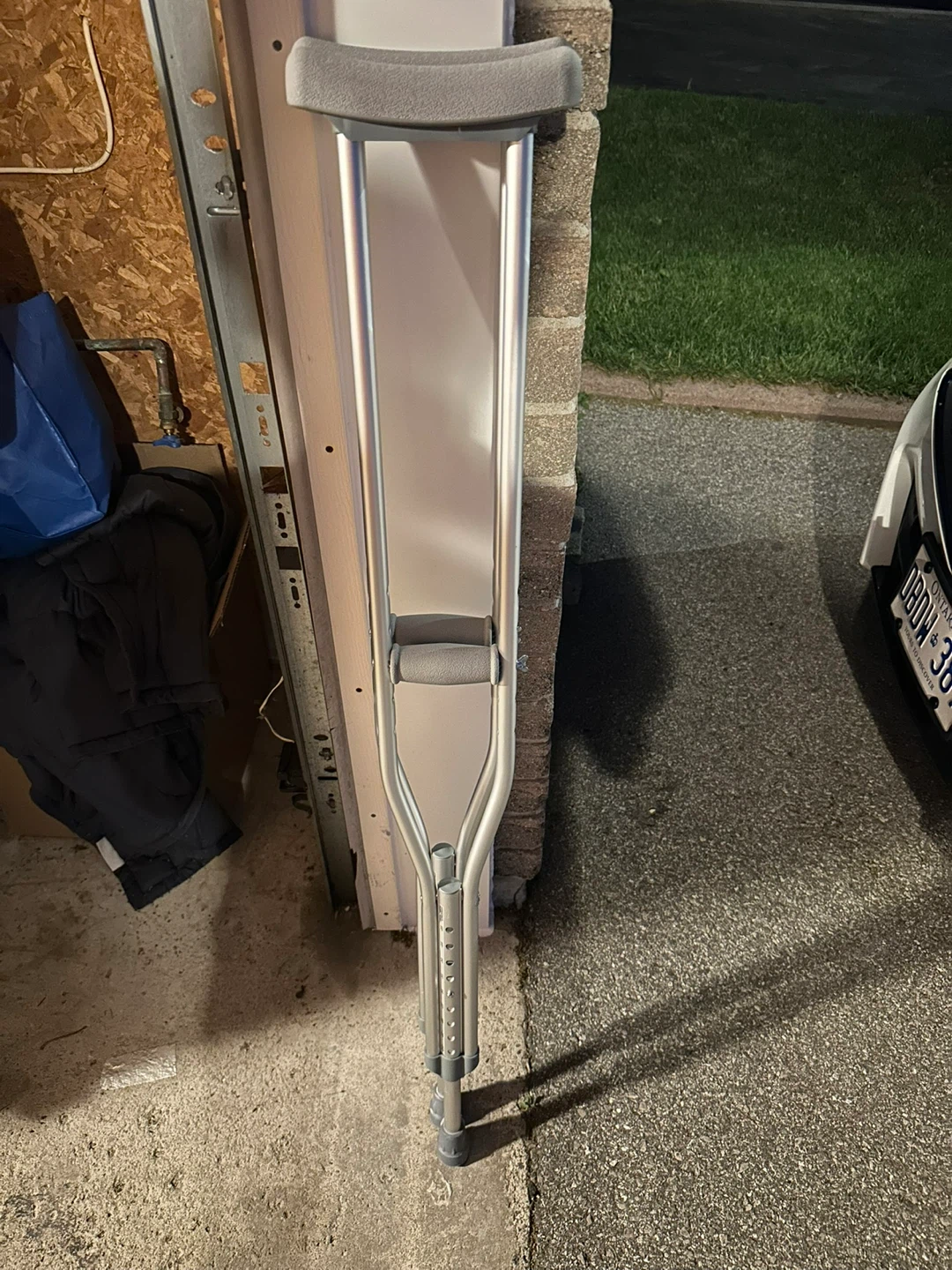 Adjustable Crutches