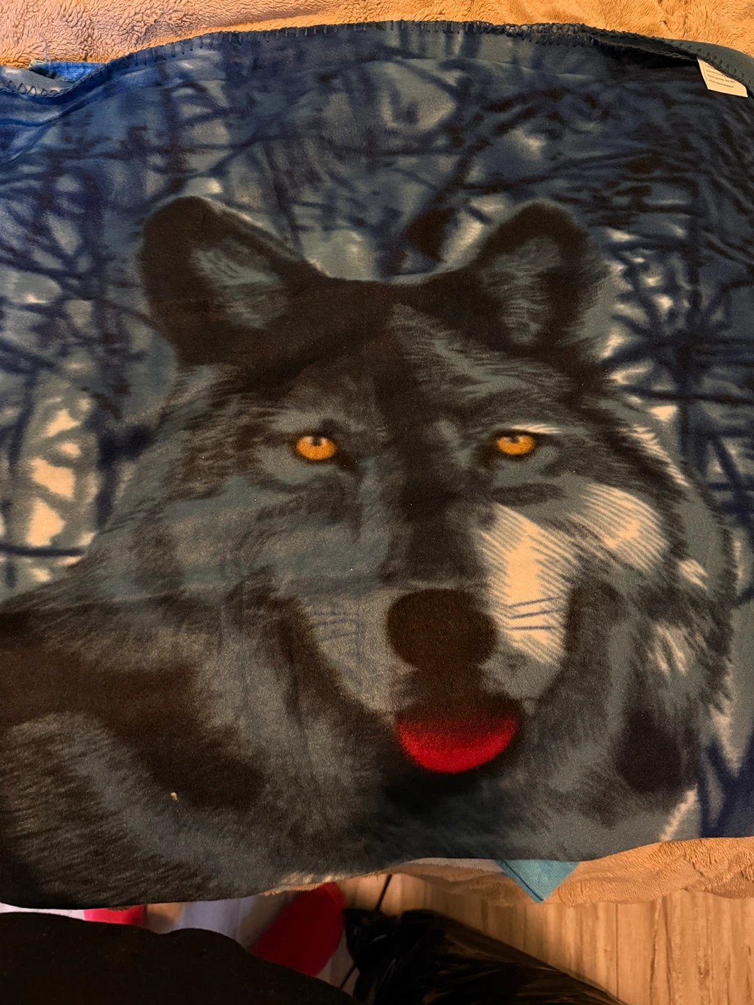 Wolf Fleece Blanket - photo 3