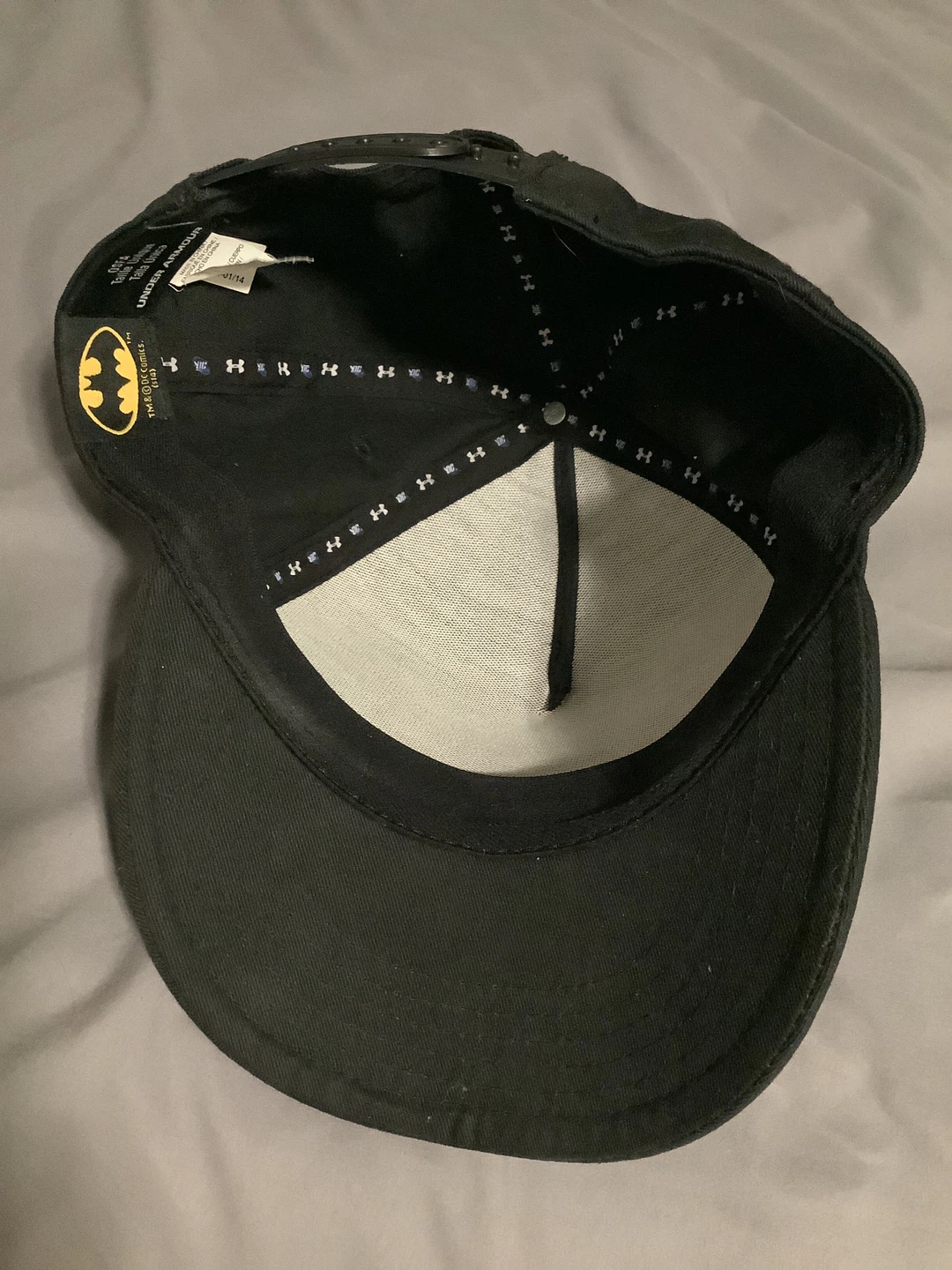 Under Armour Batman Logo Snapback Hat - photo 3