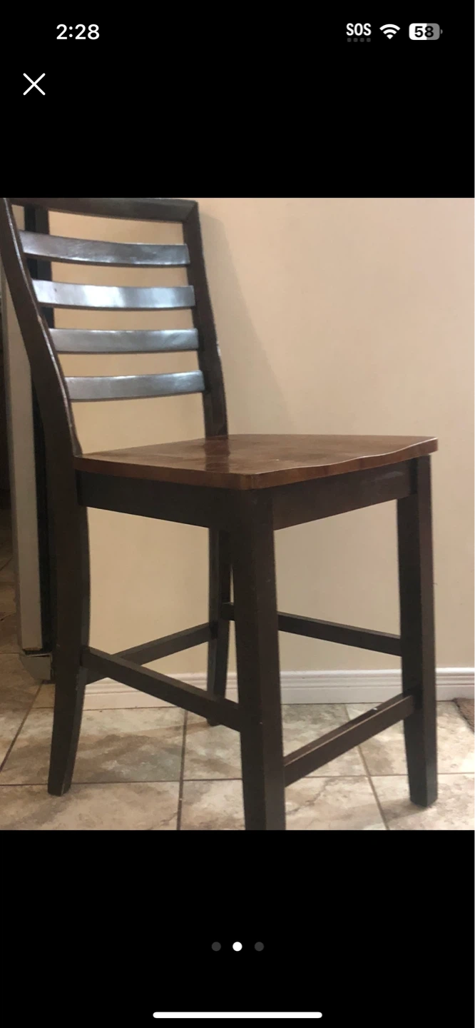 Wooden chairs - photo 2