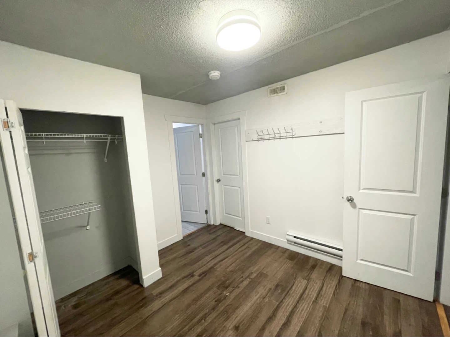 One bedroom - photo 3