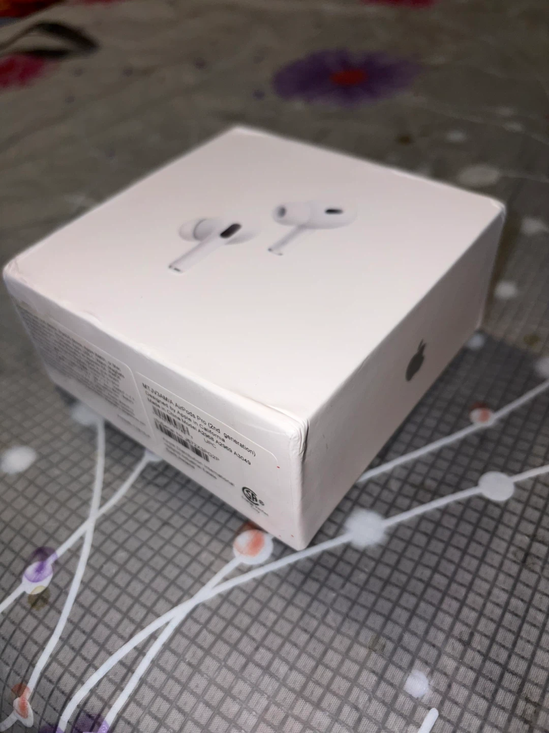 Apple AirPods Pro (2nd generation) - White