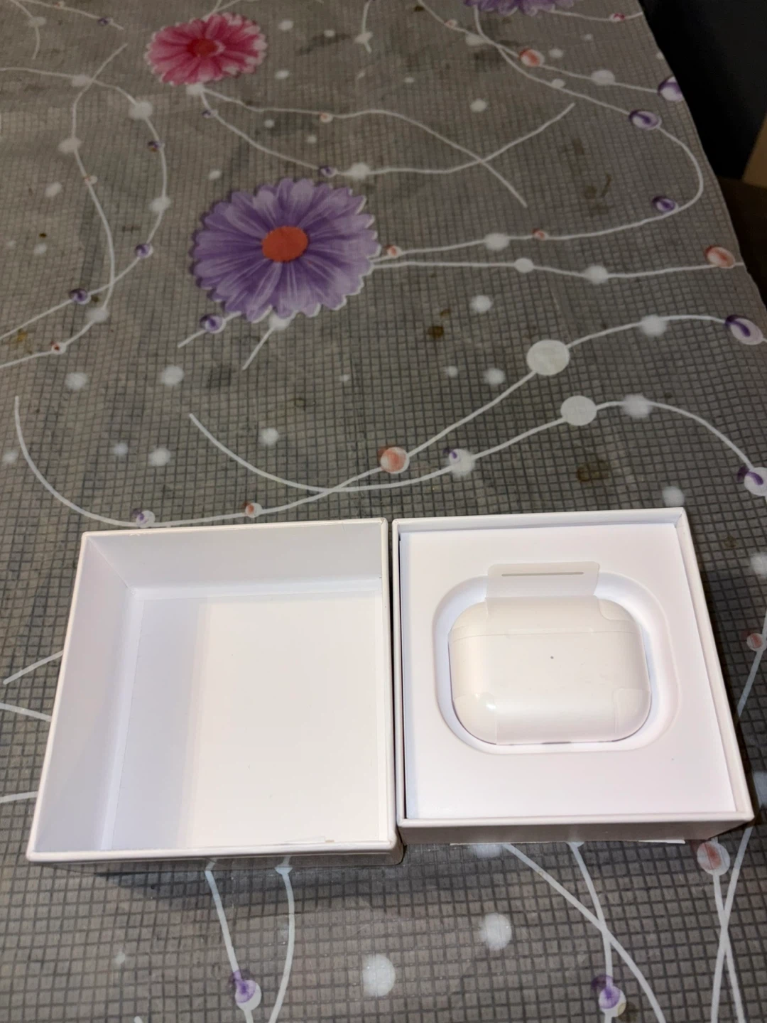 Apple AirPods Pro (2nd generation) - White - photo 4
