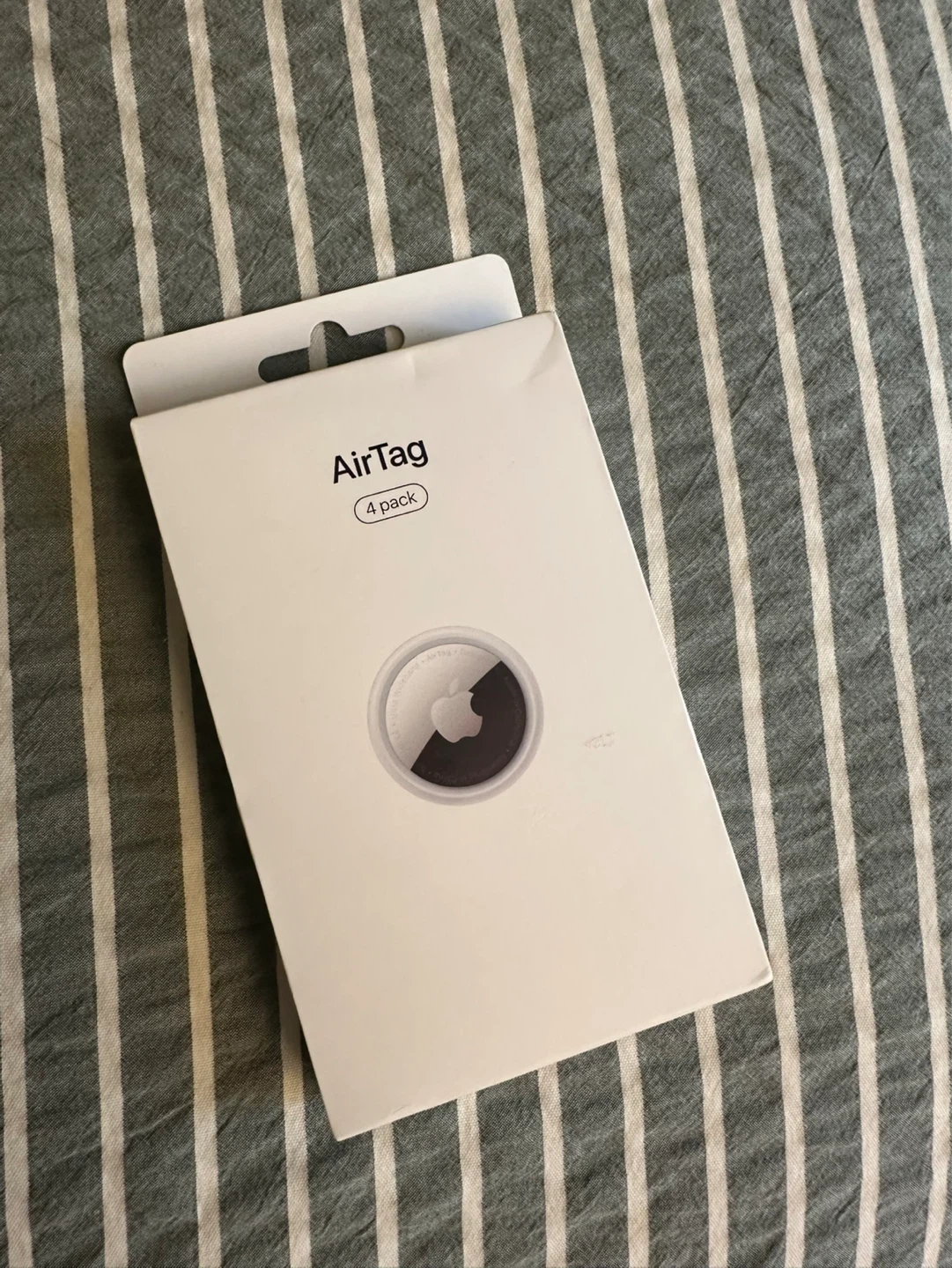 Brand New Apple AirTag 4 Pack