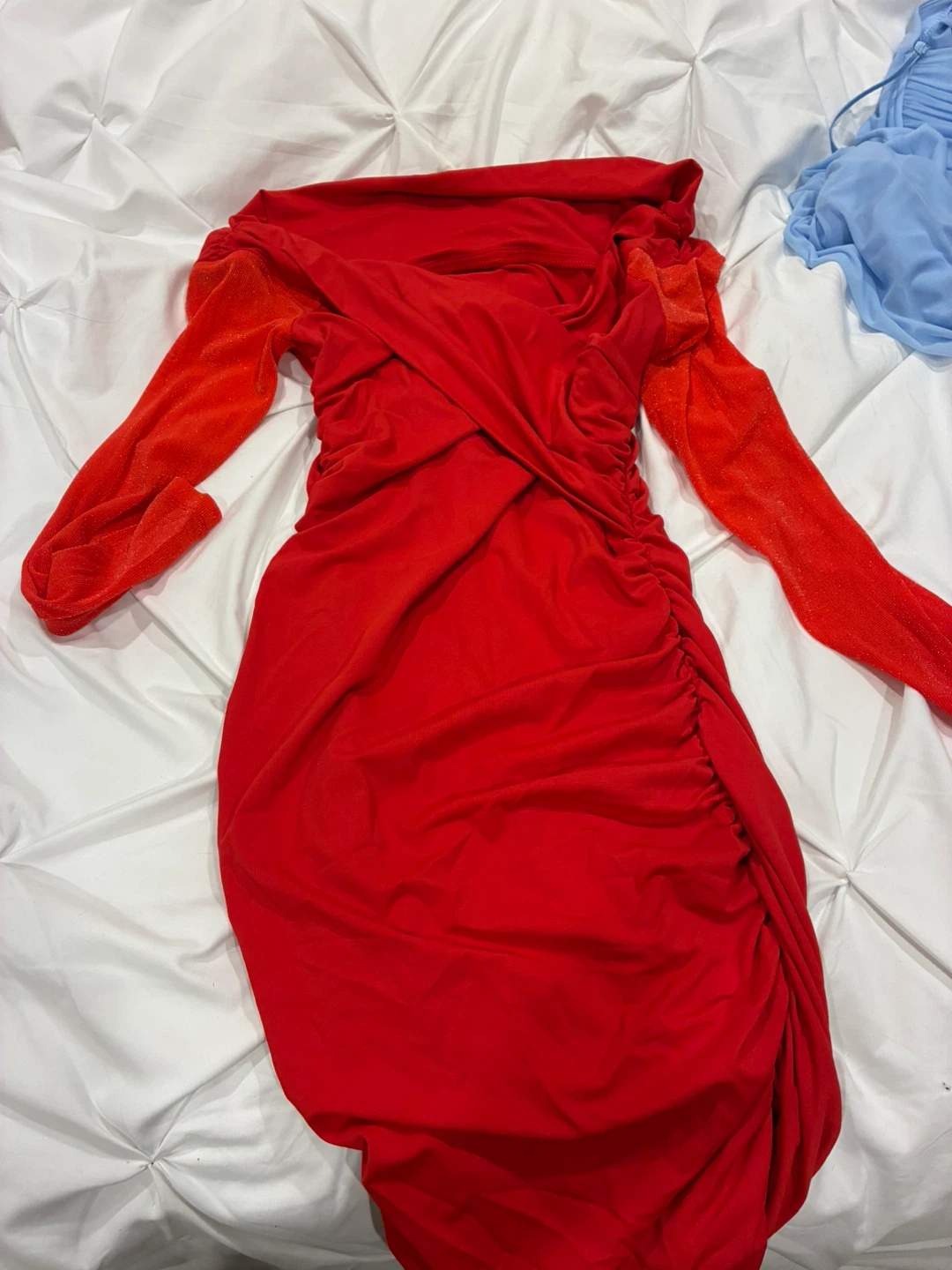 Selling barely worn/new dresses & shirts - photo 5