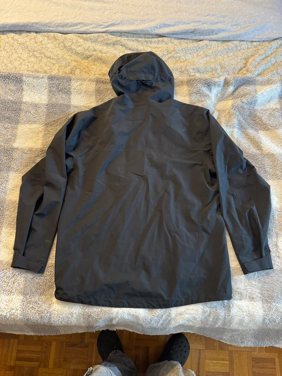 Marmot GORE-TEX Jacket (Men’s Large) - photo 2