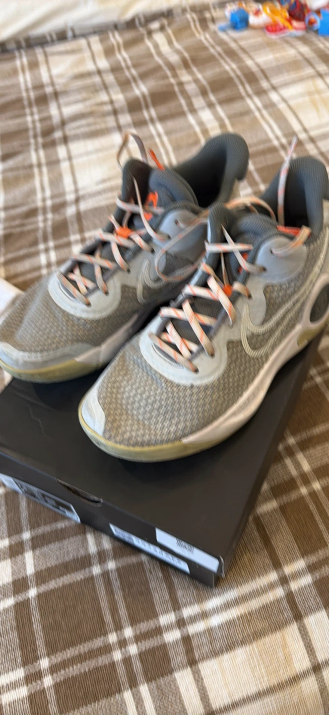 Nike KD grey size 7.5