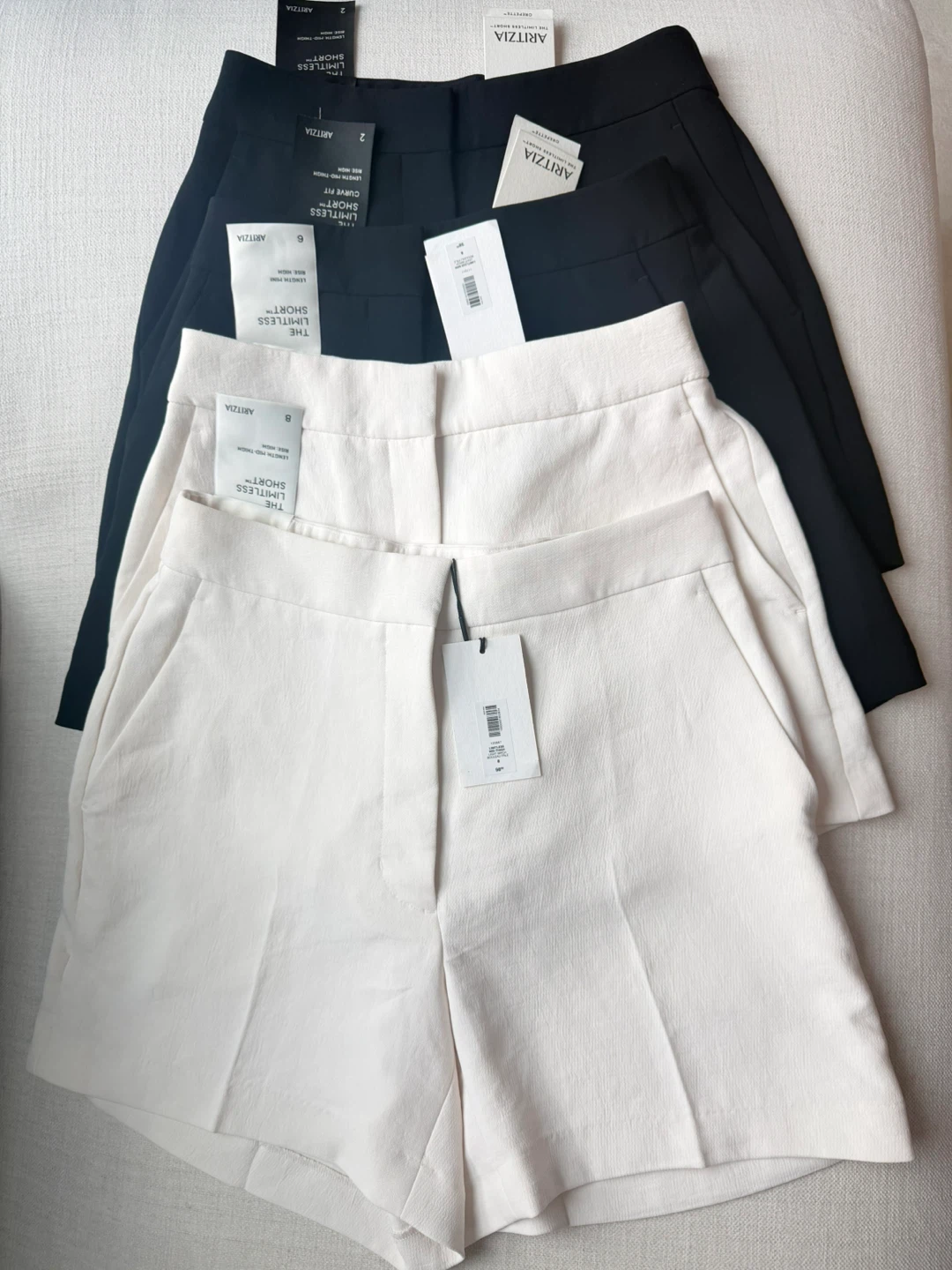 Aritzia Limitless Shorts Size 2, 6 NWT