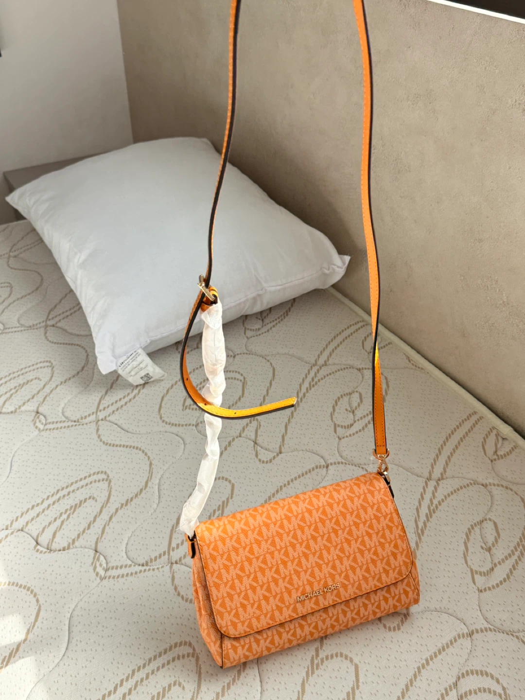 Michael Kors Orange Monogram Shoulder Bag - photo 4