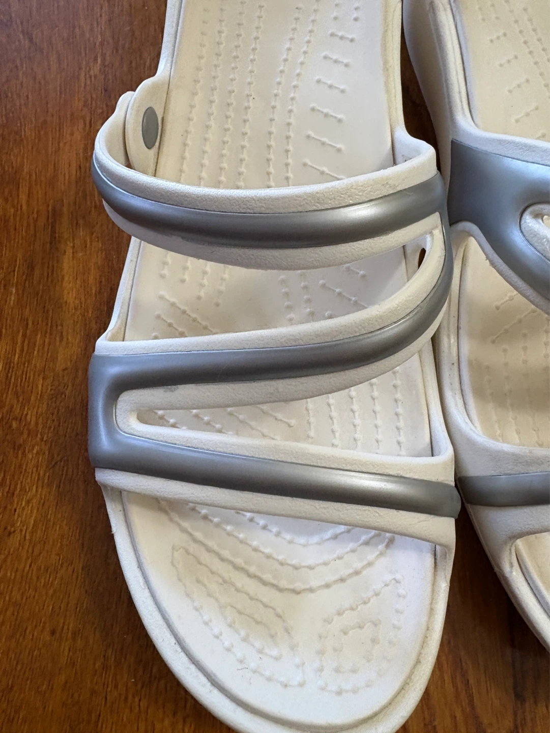 Crocs Women's Size W10 Sandals White/Silver - photo 2