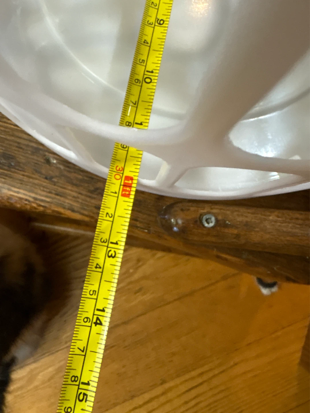 White Laundry Basket - photo 4