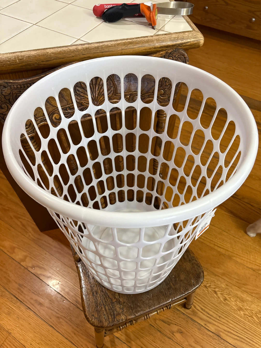 White Laundry Basket - photo 2