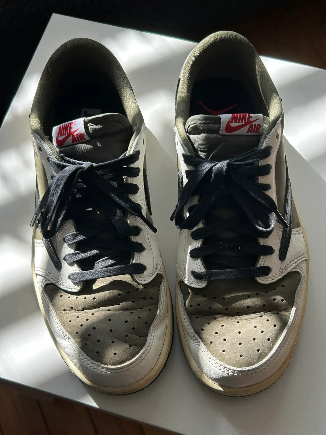 Nike Air Jordan 1 Low Travis Scott - photo 4