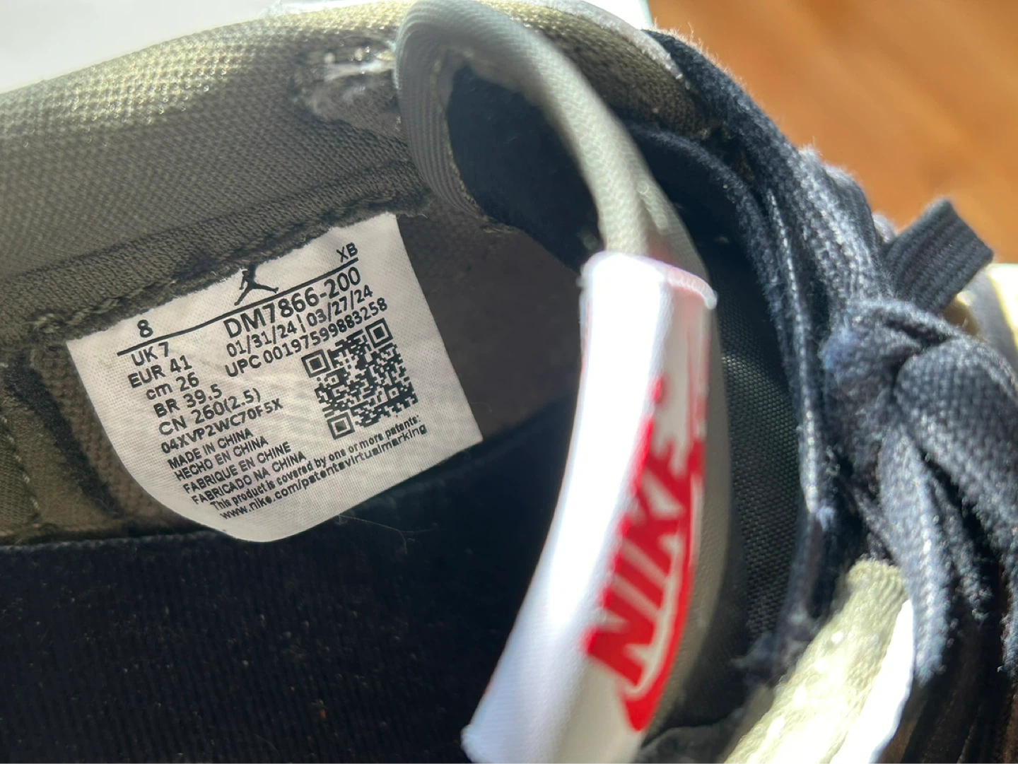 Nike Air Jordan 1 Low Travis Scott - photo 3