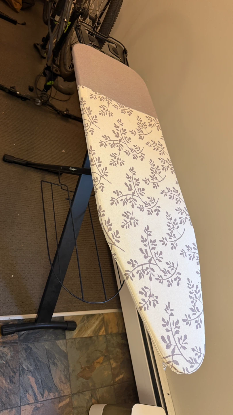 Foldable Ironing Board with Patterned Cover - photo 4