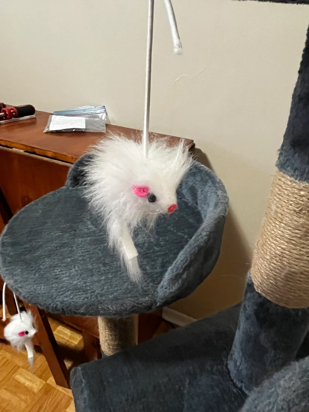 Medium height  Cat Tree with Toys - photo 3