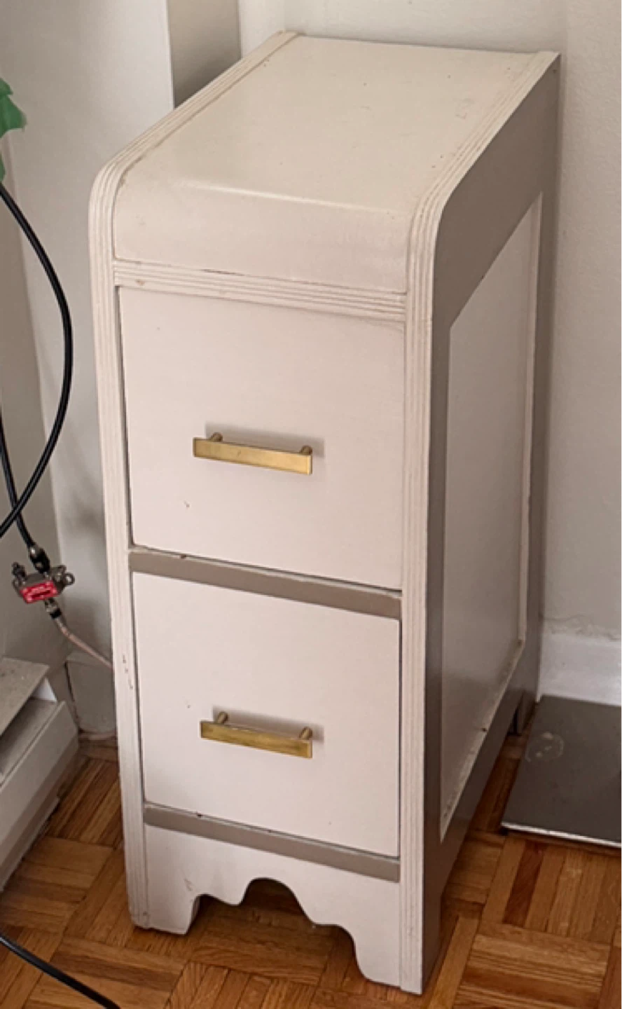 One drawer nightstand with brass handles