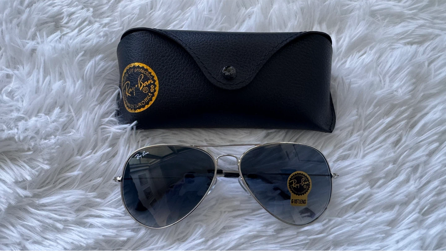 NEW Ray-Ban Aviator Sunglasses Silver Frame
