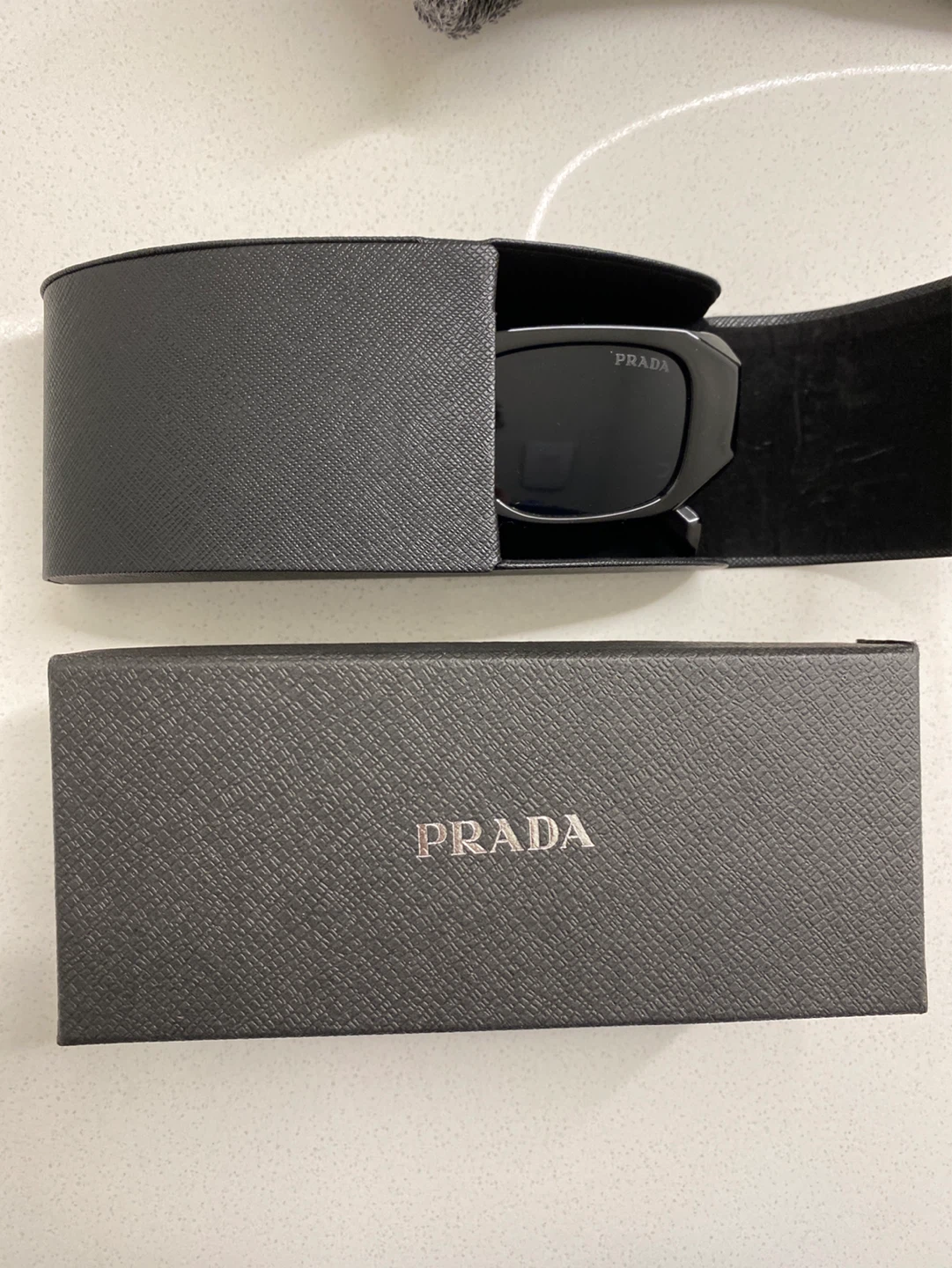 Prada Sunglasses with Case and Box - photo 4