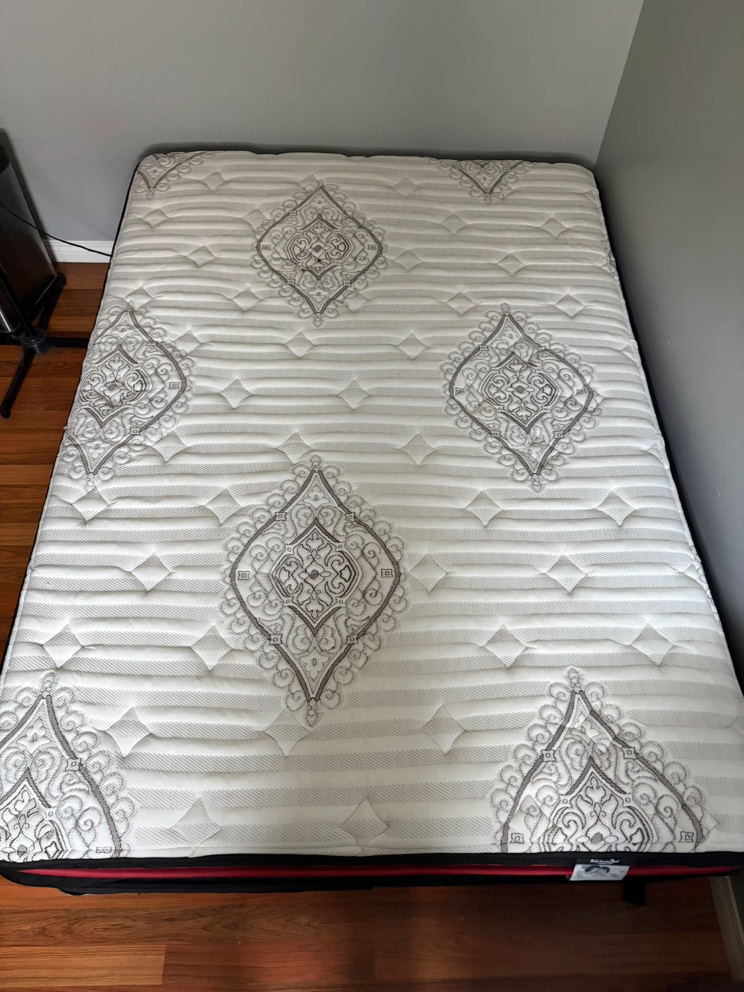 Springwell matress and box spring