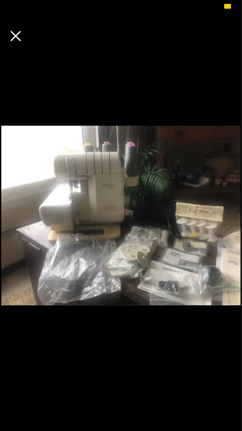 Baby Lock Imagine Wave Serger - photo 2