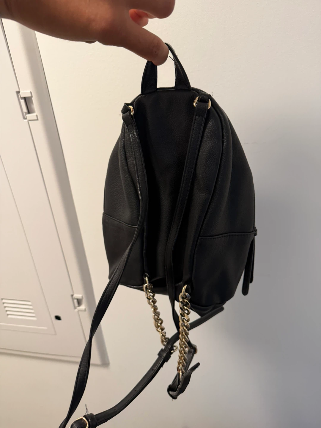 Victoria's Secret Black Leather Backpack with Gold Chain - photo 4