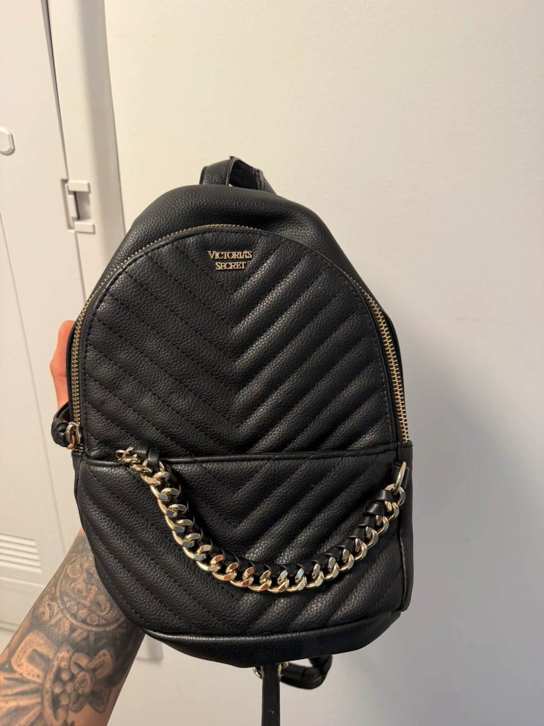 Victoria's Secret Black Leather Backpack with Gold Chain - photo 3