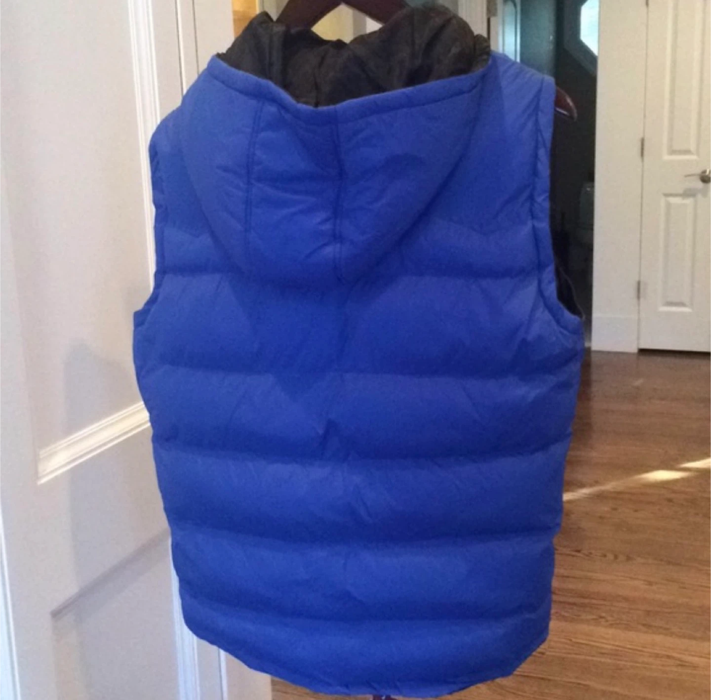 True rock puffer Vest size S New - photo 2