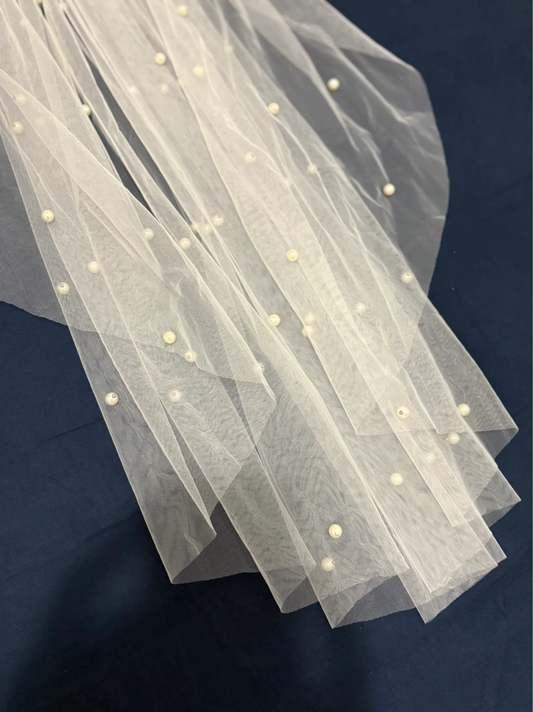 Megara Pearl Waist Length Veil - Diamond White