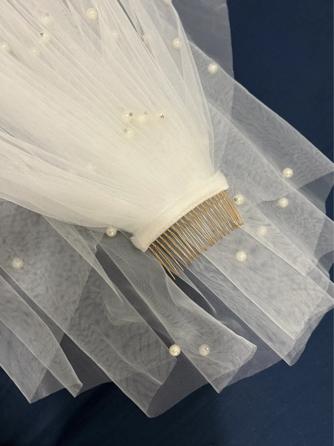 Megara Pearl Waist Length Veil - Diamond White - photo 2