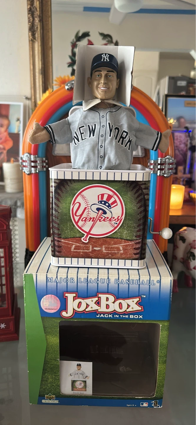 New York Yankees Jox Box Jack in the Box with Derek Jeter figure